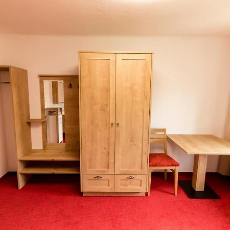 赫贝斯贝尔格酒店 公寓 *