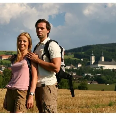 赫贝斯贝尔格酒店 公寓 *